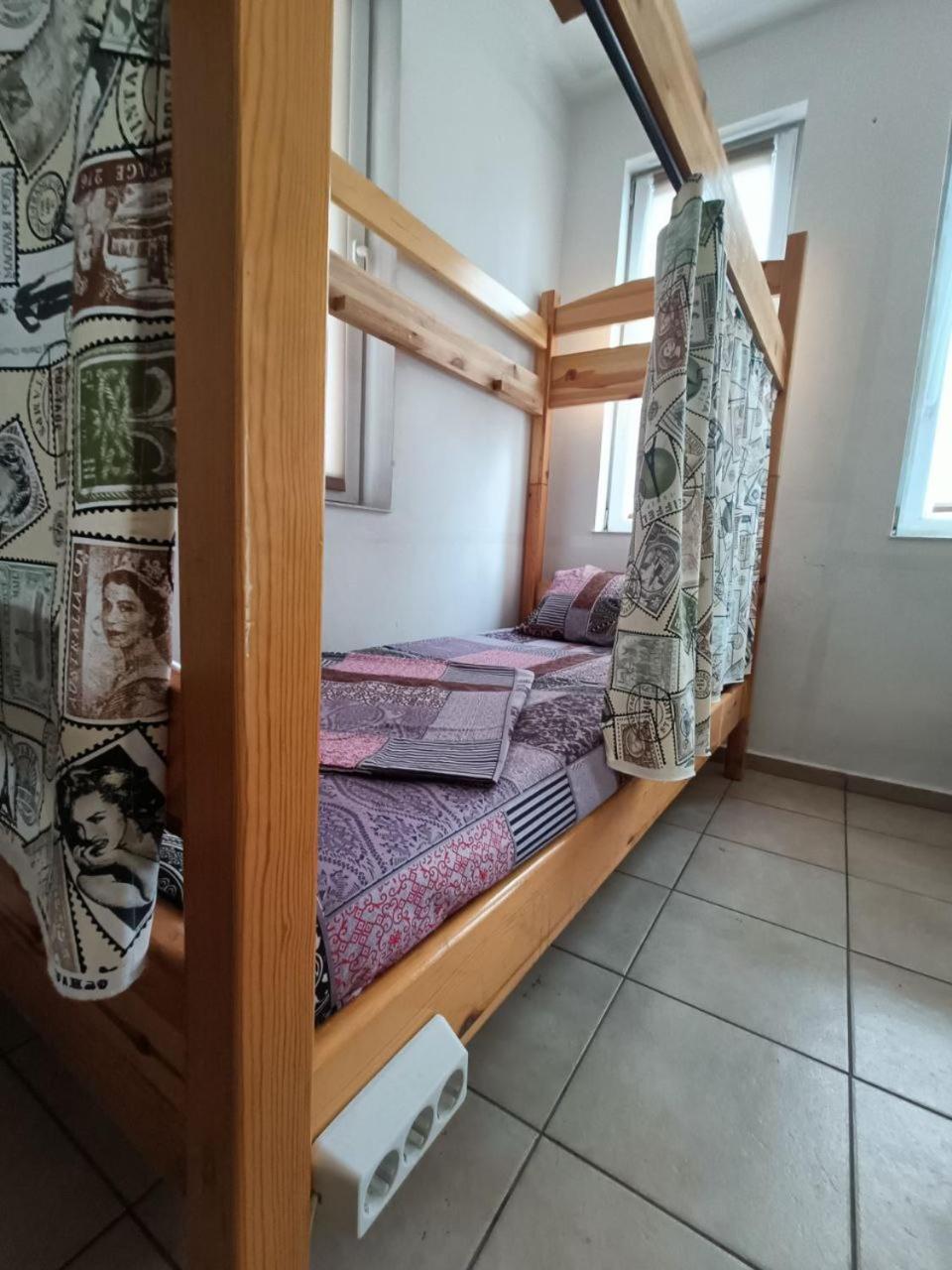 10 Coins Hostel & Tours Sofia Room photo